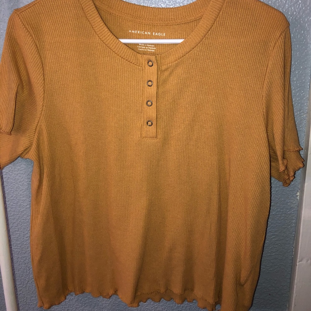 American Eagle Button Up Lettuce Hem Top
